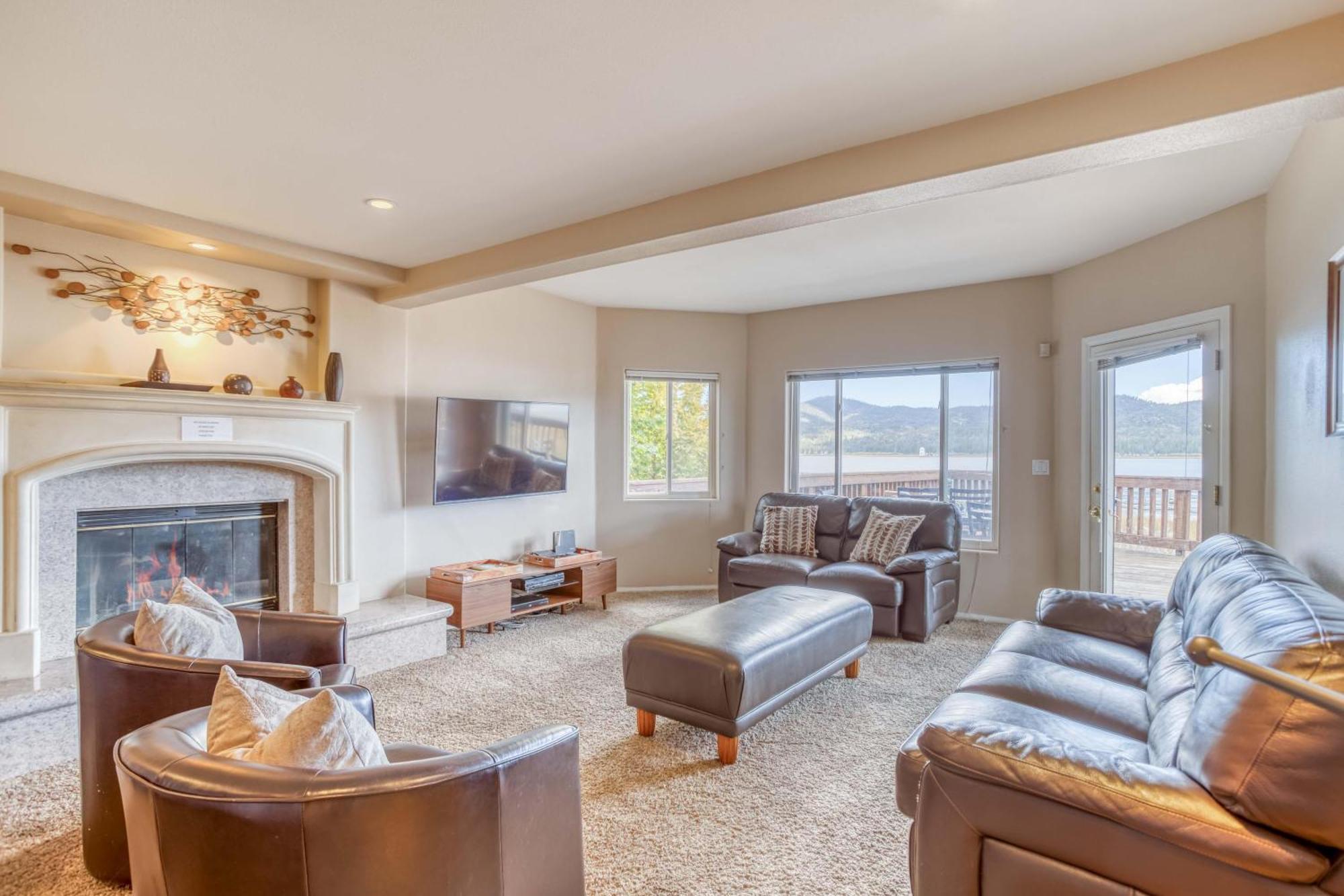 032 - Lakefront Village Escape Big Bear Lake Ngoại thất bức ảnh